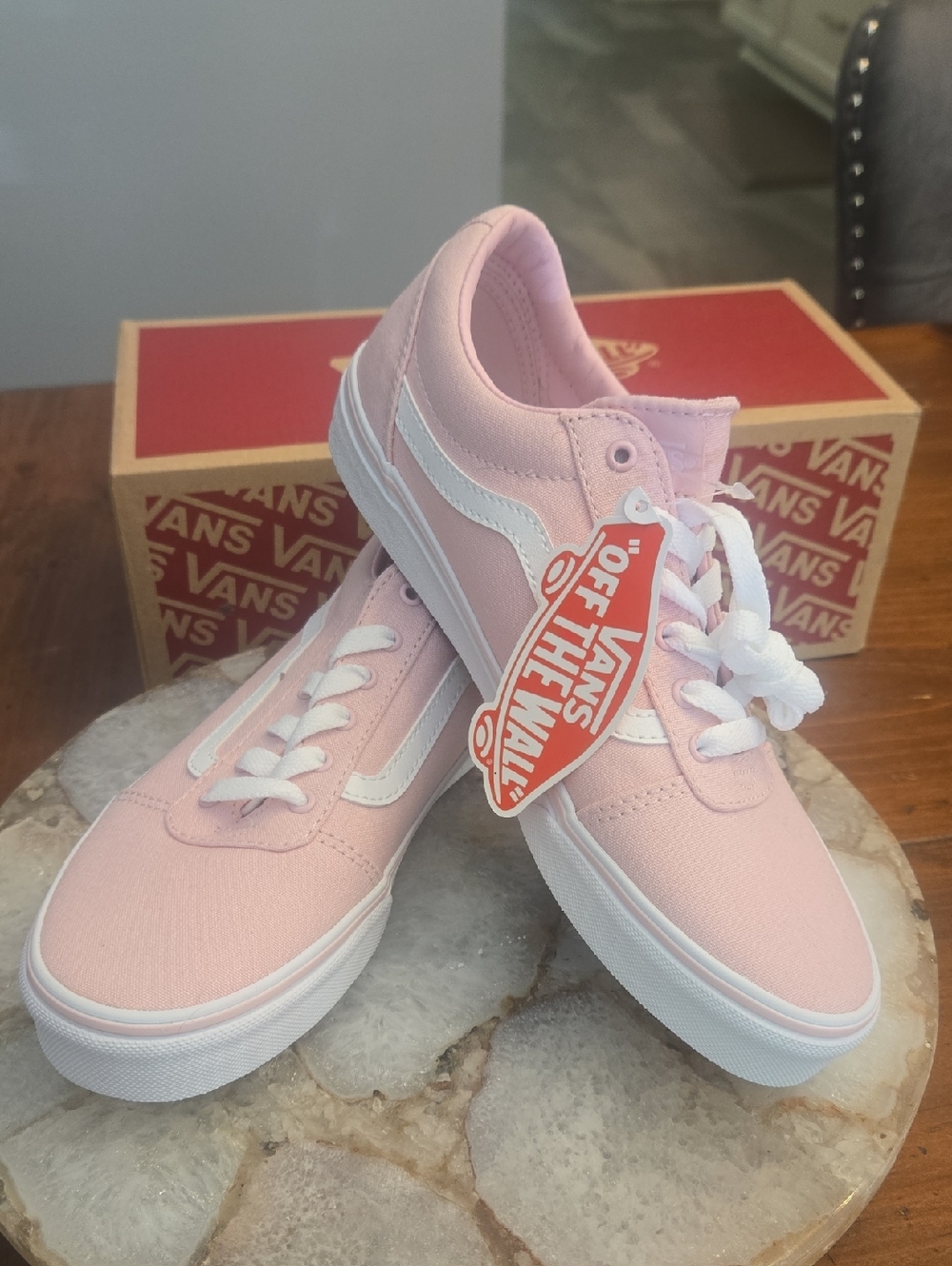 Nwt Vans Ward Pink Mens5/ladies7